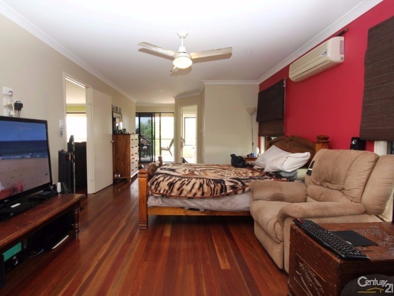 27 Kindt Street, Moore Park Beach QLD 4670