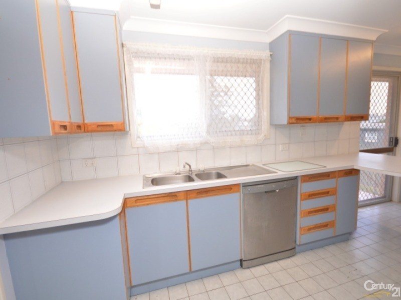 26 Wainwright Street, Svensson Heights QLD 4670