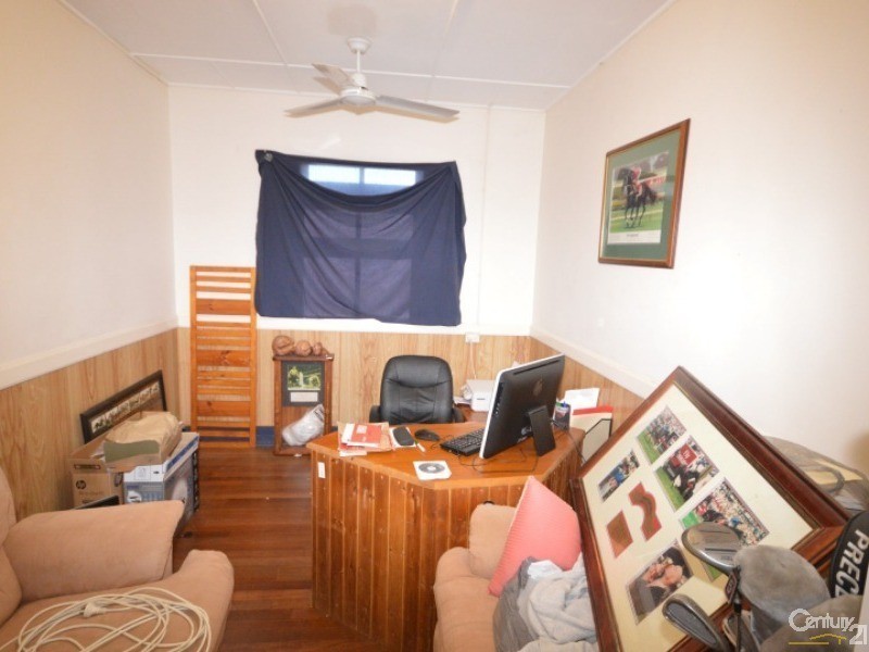 174  Walker Street, Svensson Heights QLD 4670