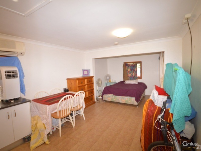 174  Walker Street, Svensson Heights QLD 4670