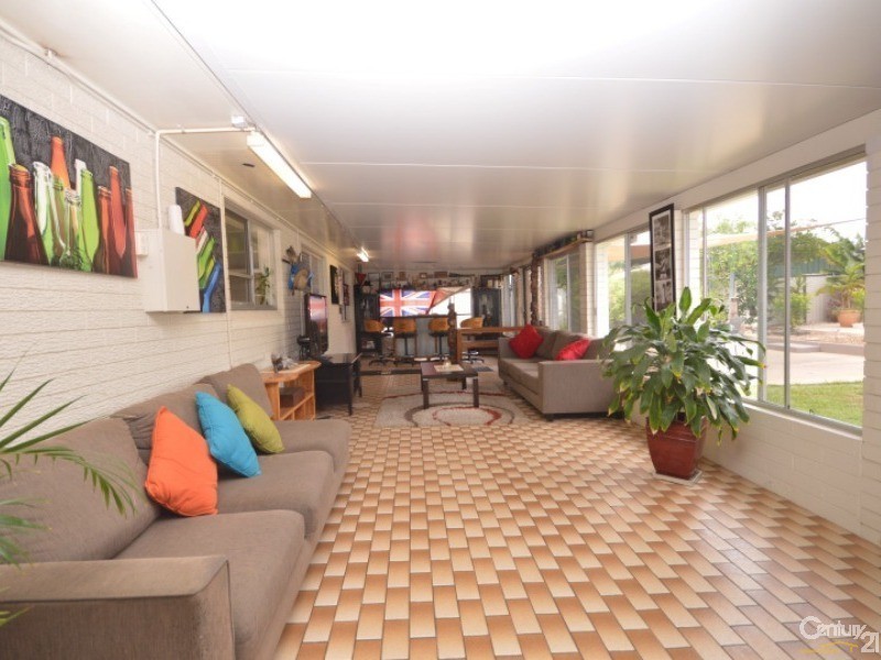 11  Richards Street, Svensson Heights QLD 4670