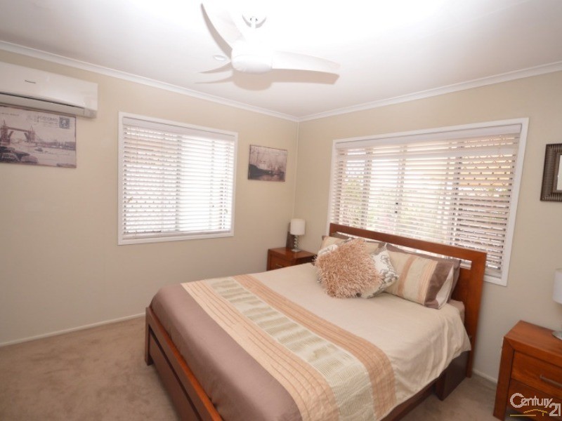 11  Richards Street, Svensson Heights QLD 4670