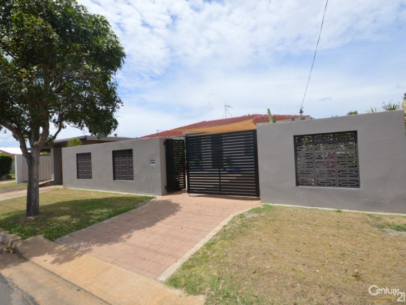 11  Richards Street, Svensson Heights QLD 4670