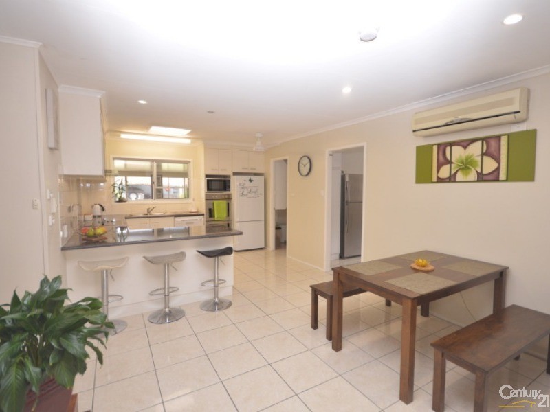 11  Richards Street, Svensson Heights QLD 4670