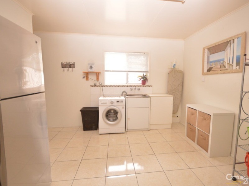 11  Richards Street, Svensson Heights QLD 4670