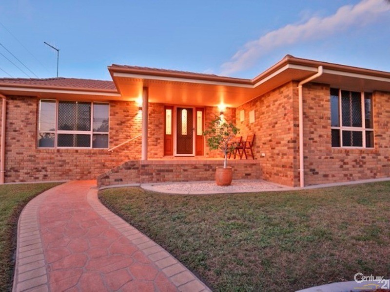 43 Cummins Road, Avoca QLD 4670