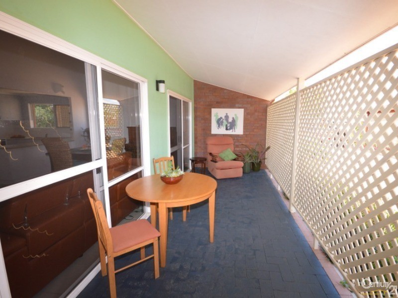 6/15 Thabeban Street, Avenell Heights QLD 4670