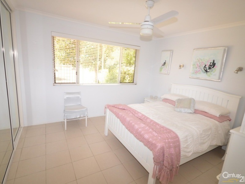 6/15 Thabeban Street, Avenell Heights QLD 4670