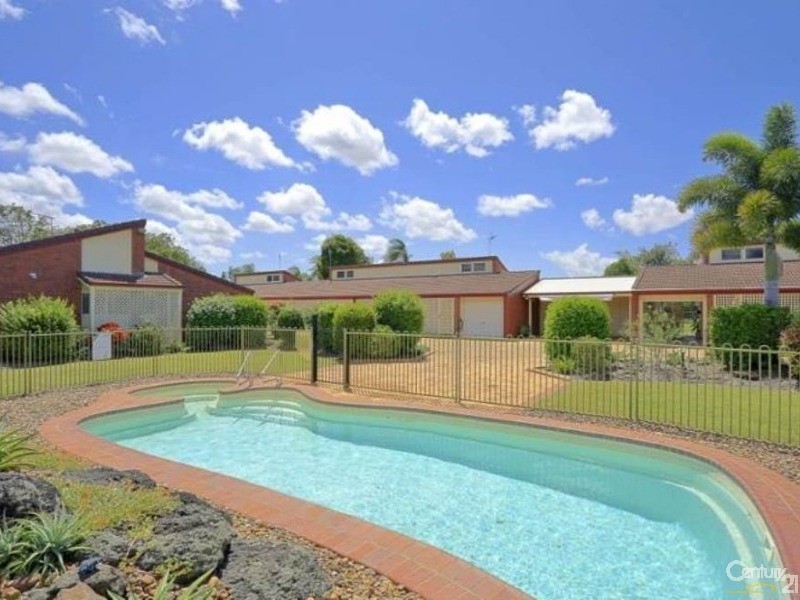 6/15 Thabeban Street, Avenell Heights QLD 4670