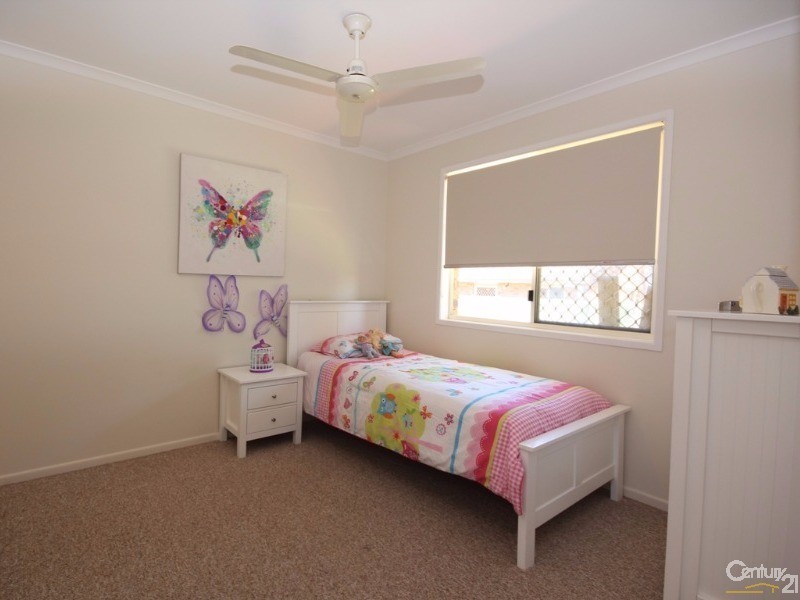 1  Regent Street, Avoca QLD 4670