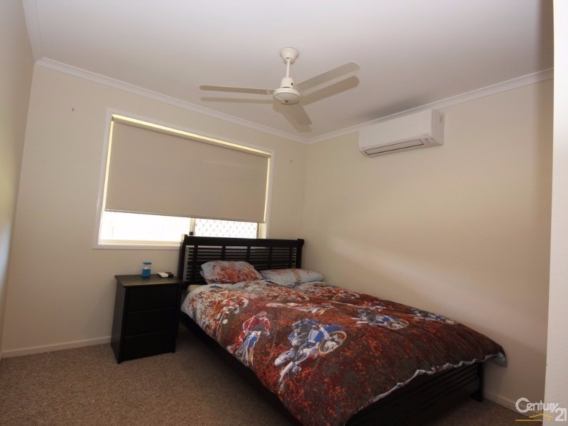 1  Regent Street, Avoca QLD 4670