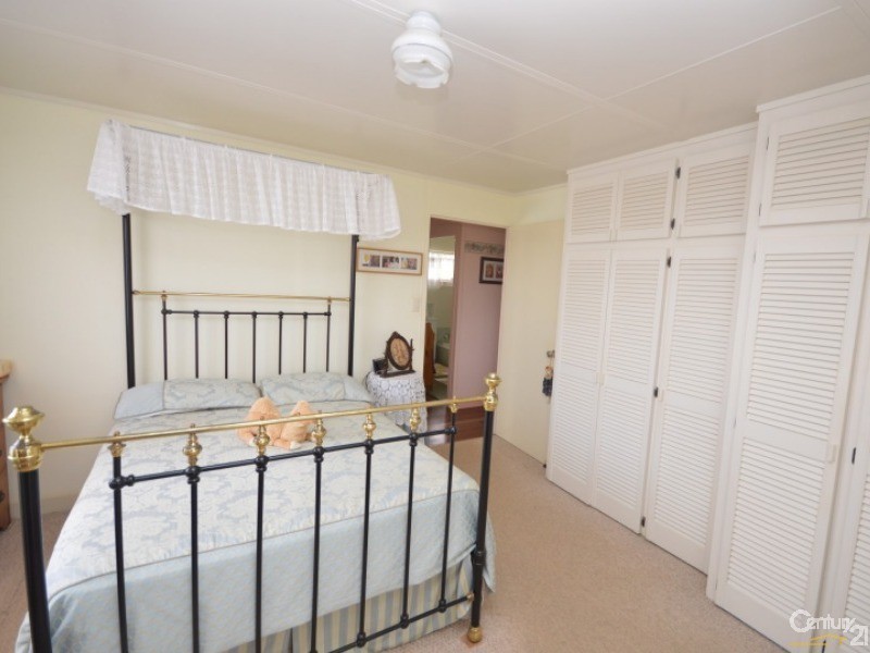 12 Barellan Parade, Qunaba QLD 4670