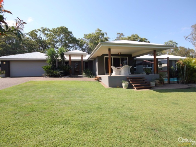 11 Camplin Court, Branyan QLD 4670