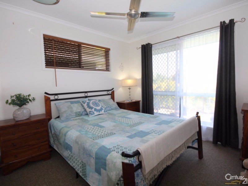 11 Camplin Court, Branyan QLD 4670