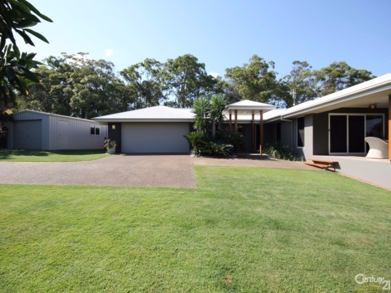 11 Camplin Court, Branyan QLD 4670