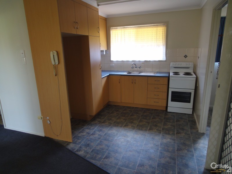 1/20  Sinclair Street, Avenell Heights QLD 4670