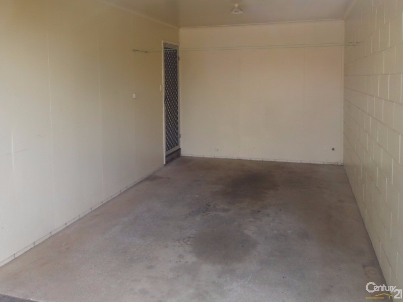 1/20  Sinclair Street, Avenell Heights QLD 4670