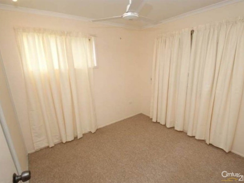 Avenell Heights QLD 4670