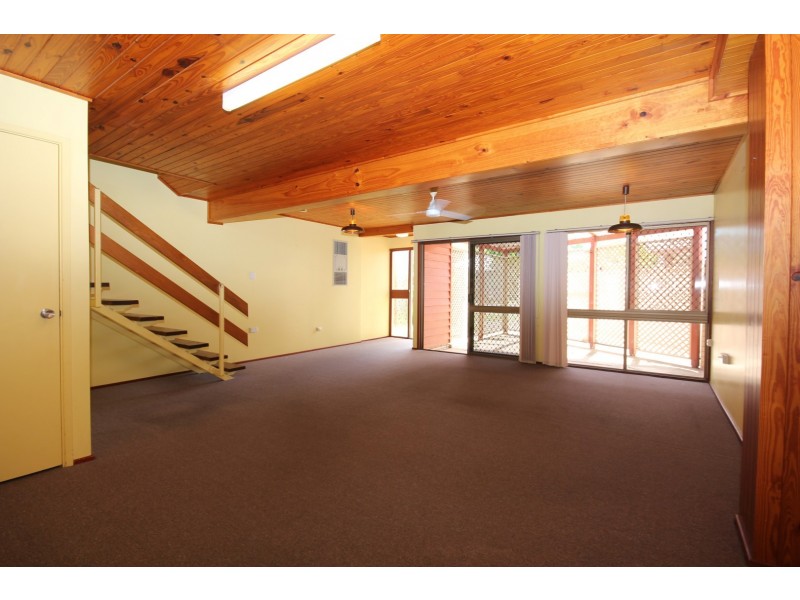 Unit 1/136 Woongarra Street, Bundaberg West QLD 4670