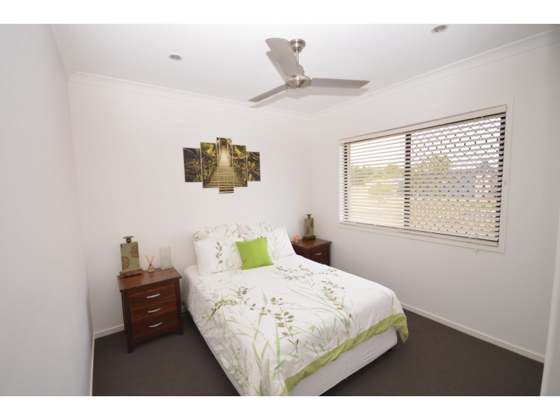 8 Rokeby Court, Branyan QLD 4670