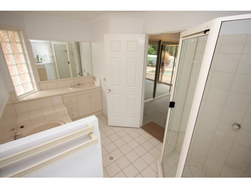 9 Inspiration Court, Avoca QLD 4670