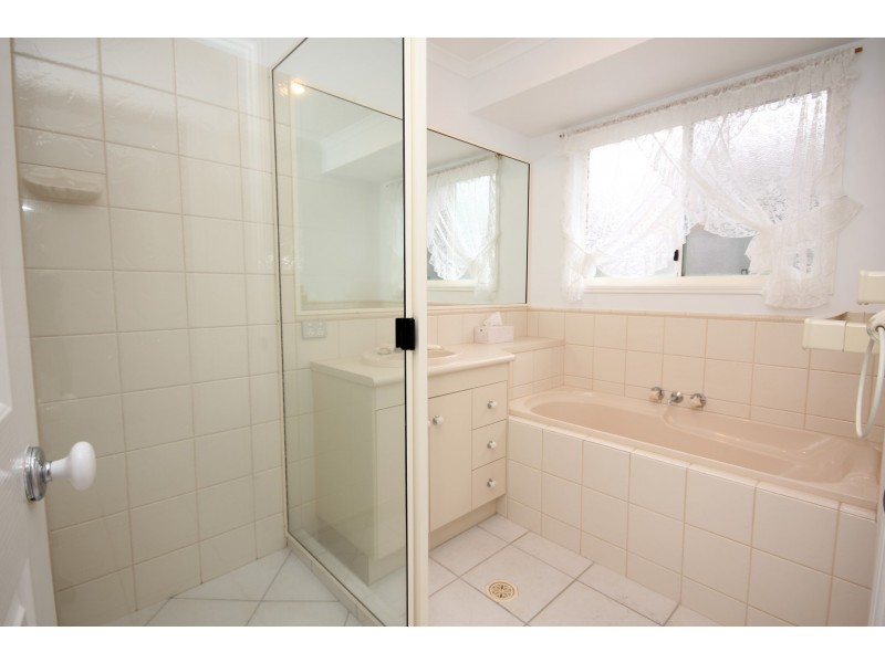 9 Inspiration Court, Avoca QLD 4670