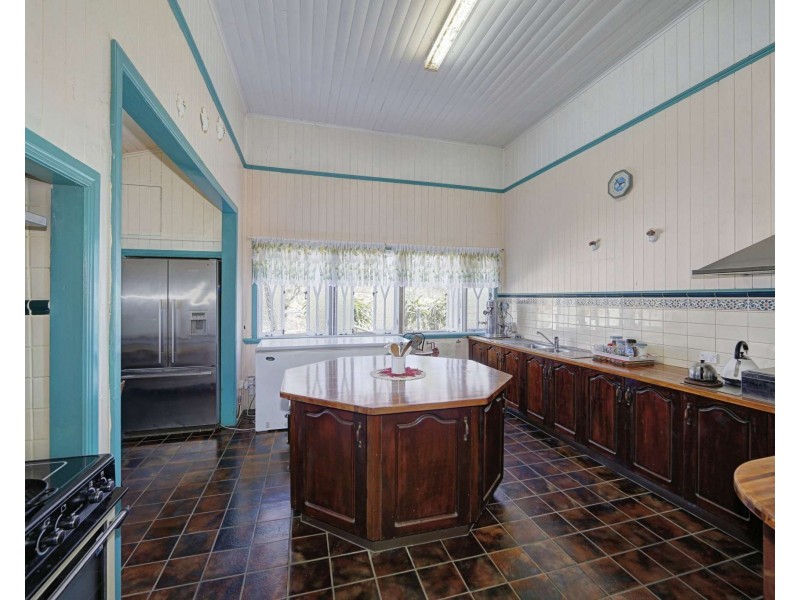 8  North Hills Road, South Bingera QLD 4670