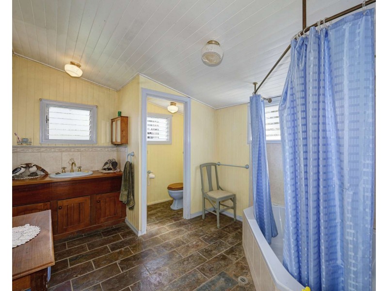 8  North Hills Road, South Bingera QLD 4670