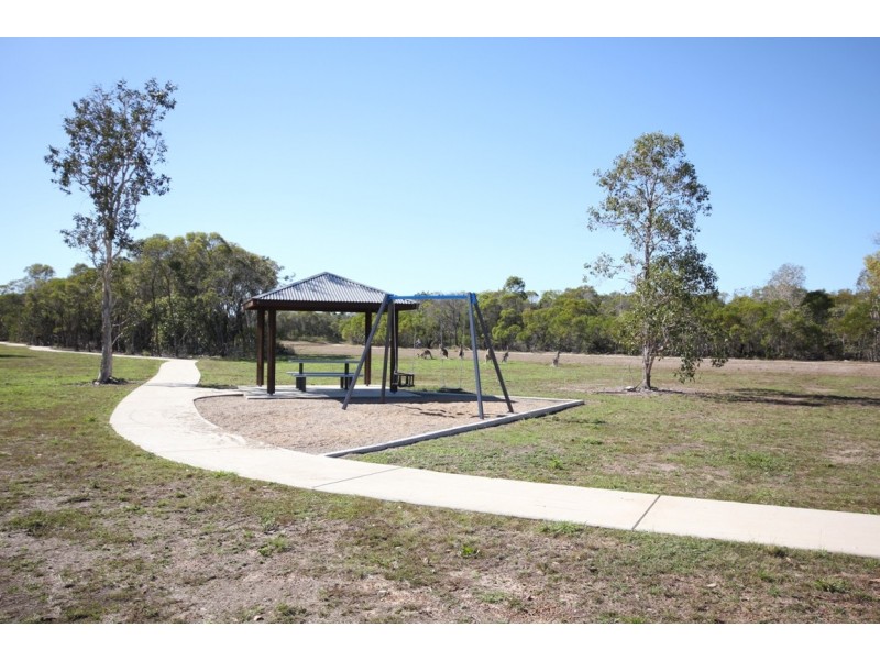 16 Diamantina Drive, Branyan QLD 4670