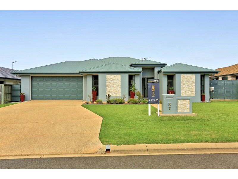 7  Charlotte Court, Kalkie QLD 4670