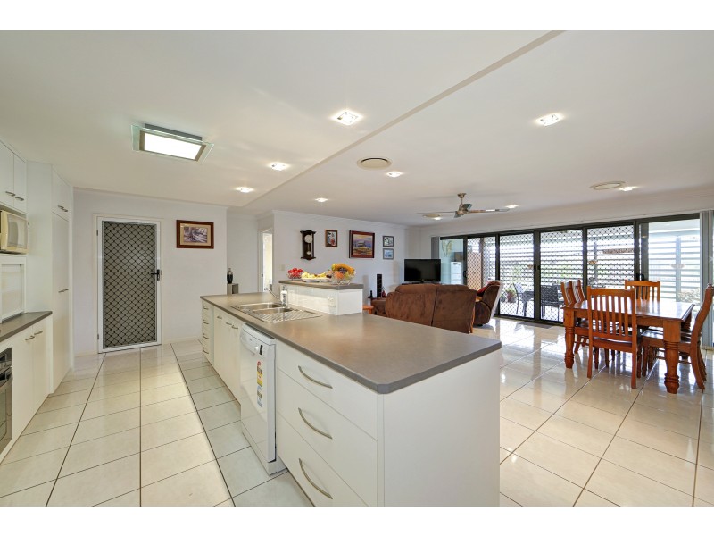 7  Charlotte Court, Kalkie QLD 4670