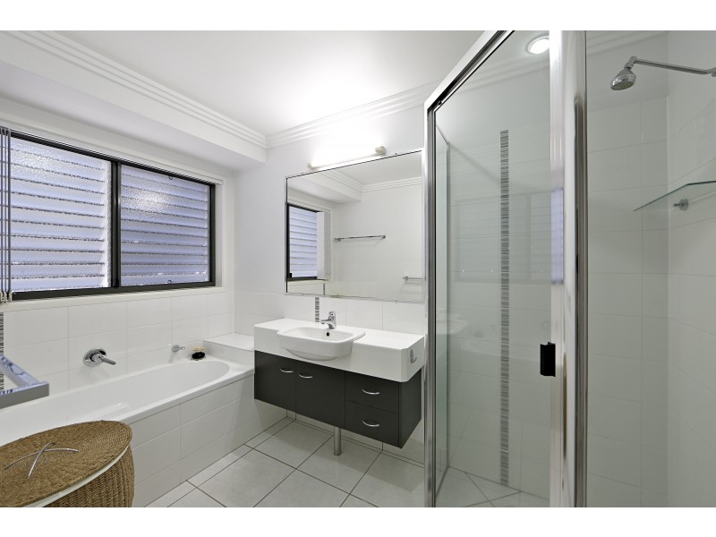 7  Charlotte Court, Kalkie QLD 4670