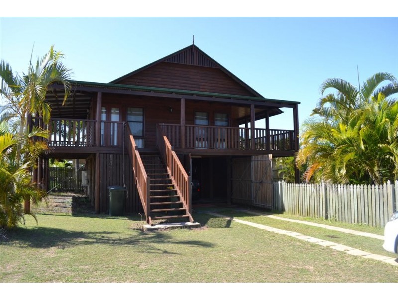 409 Riverview Road, Elliott Heads QLD 4670