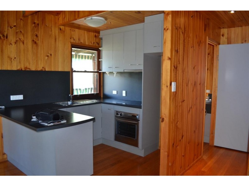 409 Riverview Road, Elliott Heads QLD 4670