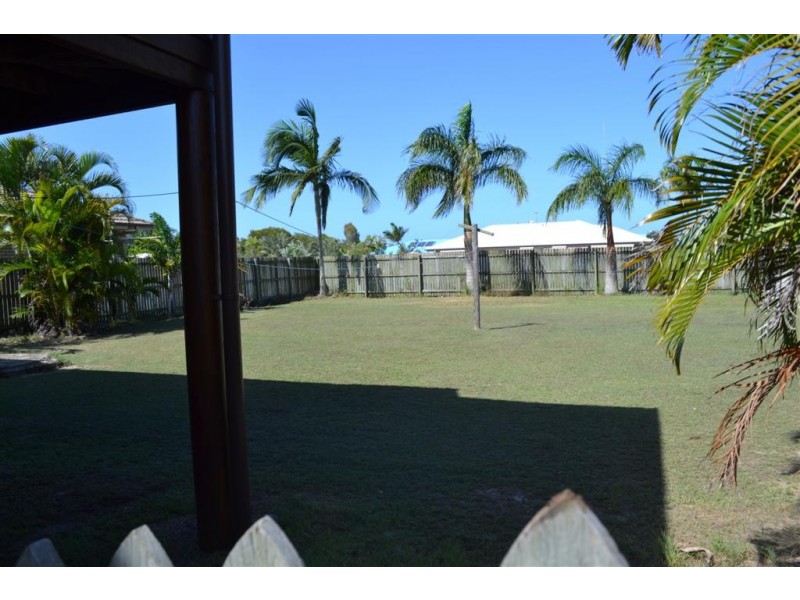 409 Riverview Road, Elliott Heads QLD 4670