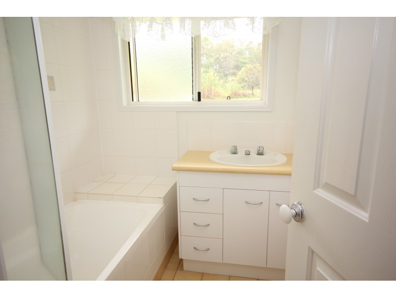 400 Birthamba Road, South Kolan QLD 4670