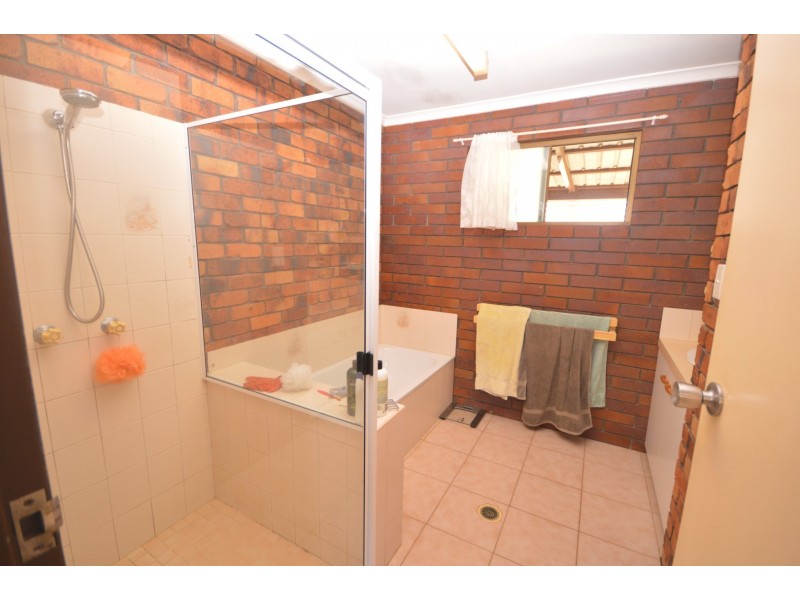 58 Broadmeadow Avenue, Thabeban QLD 4670