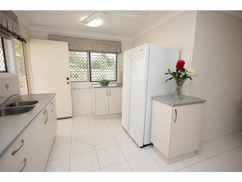 22 Cox Crescent, Millbank QLD 4670