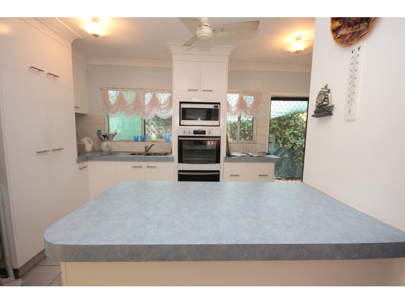 31 Sloane Street, Kalkie QLD 4670