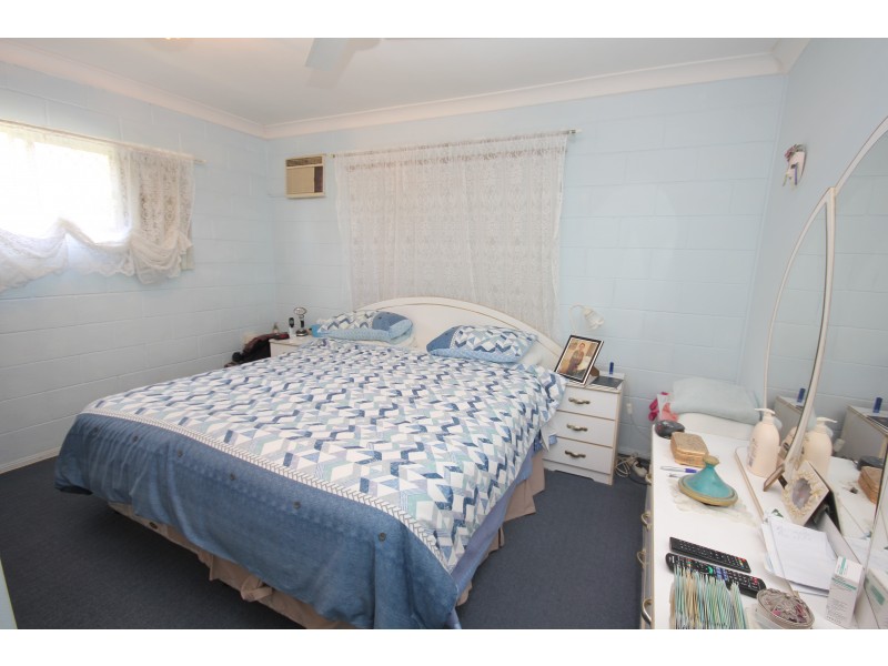 31 Sloane Street, Kalkie QLD 4670