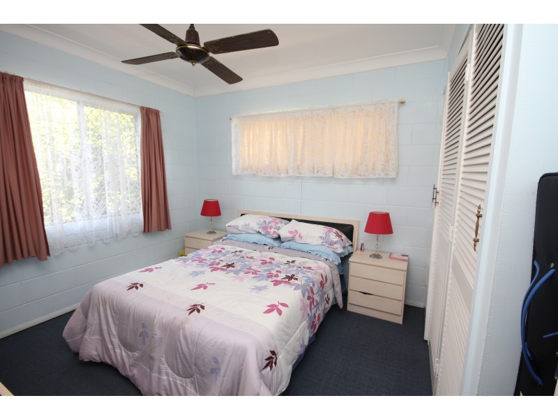 31 Sloane Street, Kalkie QLD 4670