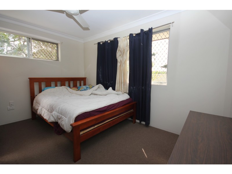 2/9 Avenell Street, Avenell Heights QLD 4670