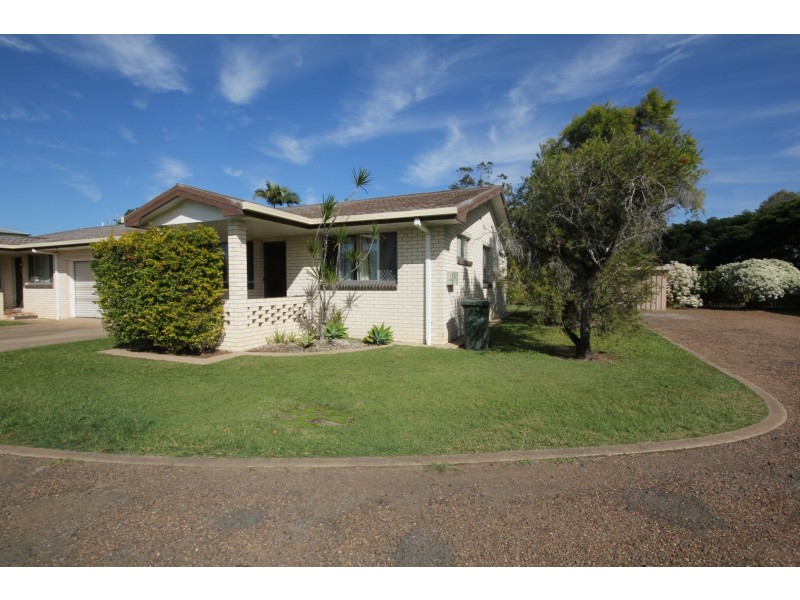 2/9 Avenell Street, Avenell Heights QLD 4670