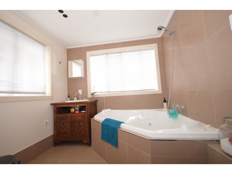 4  Gavegan Street, Bundaberg North QLD 4670