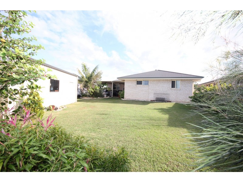 33 Santina Drive, Kalkie QLD 4670