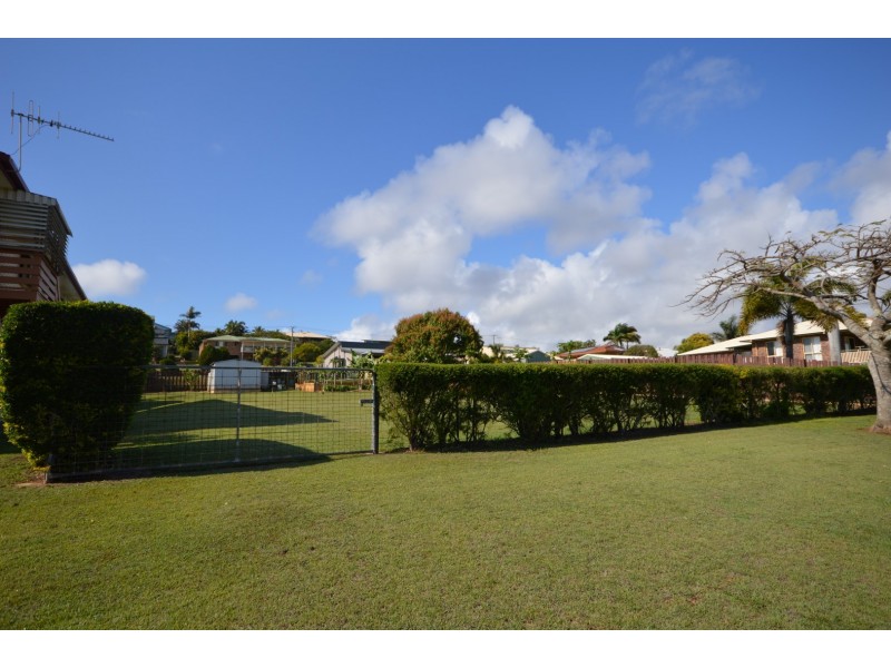 3 Martins Court, Qunaba QLD 4670