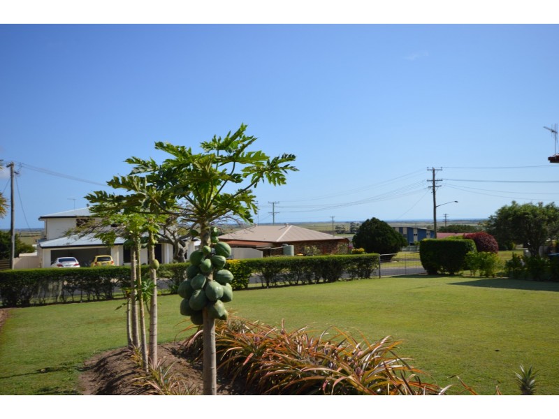 3 Martins Court, Qunaba QLD 4670