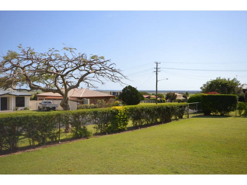 3 Martins Court, Qunaba QLD 4670