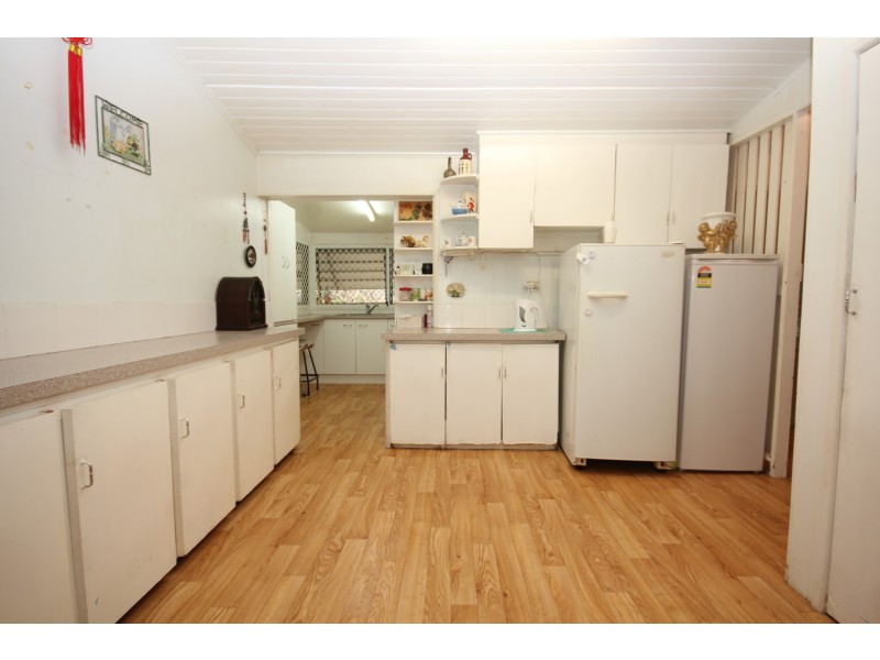 31 Pitt Street, Bundaberg South QLD 4670