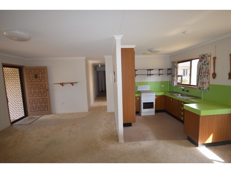 7a Beatrice Street, Walkervale QLD 4670